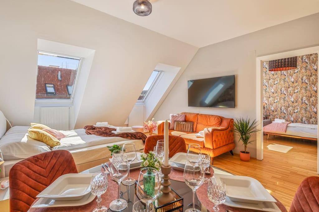 Dry Flower Apt. / 2br. / Rooftop / New * Wenen