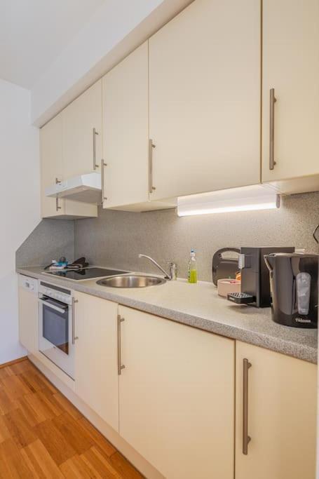 Dry Flower Apt. / 2br. / Rooftop / New Appartement *